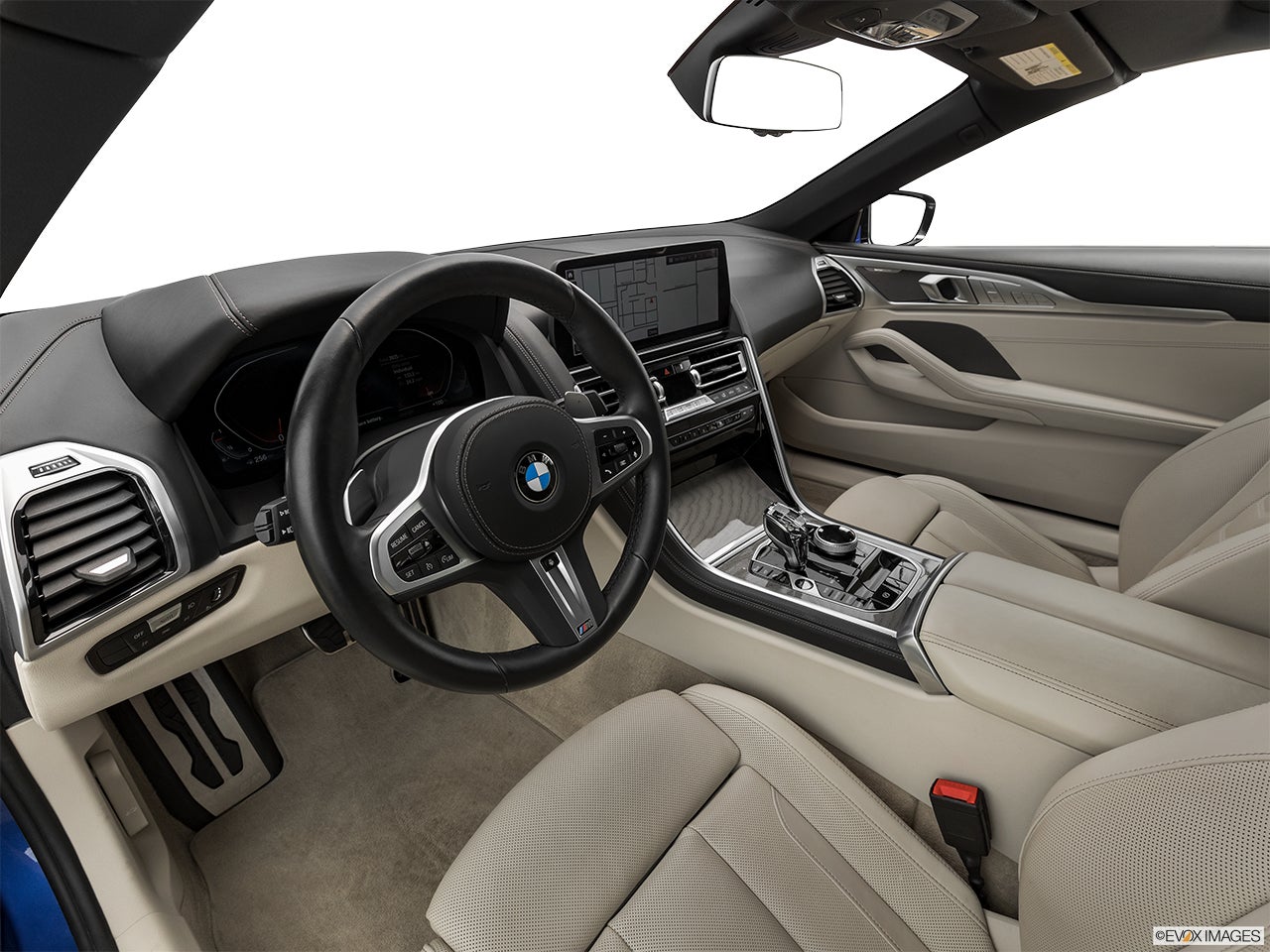 2025 BMW 8 Series photo