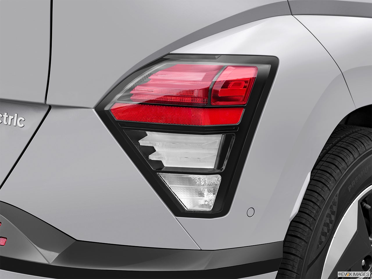 2025 Hyundai KONA Electric photo