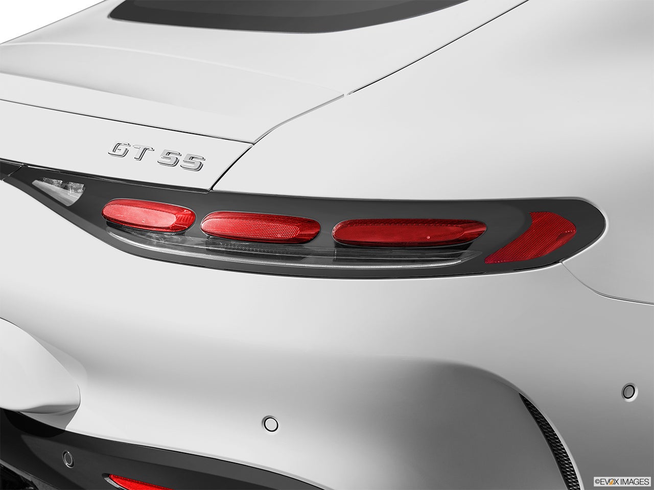 2025 Mercedes-Benz AMG GT photo