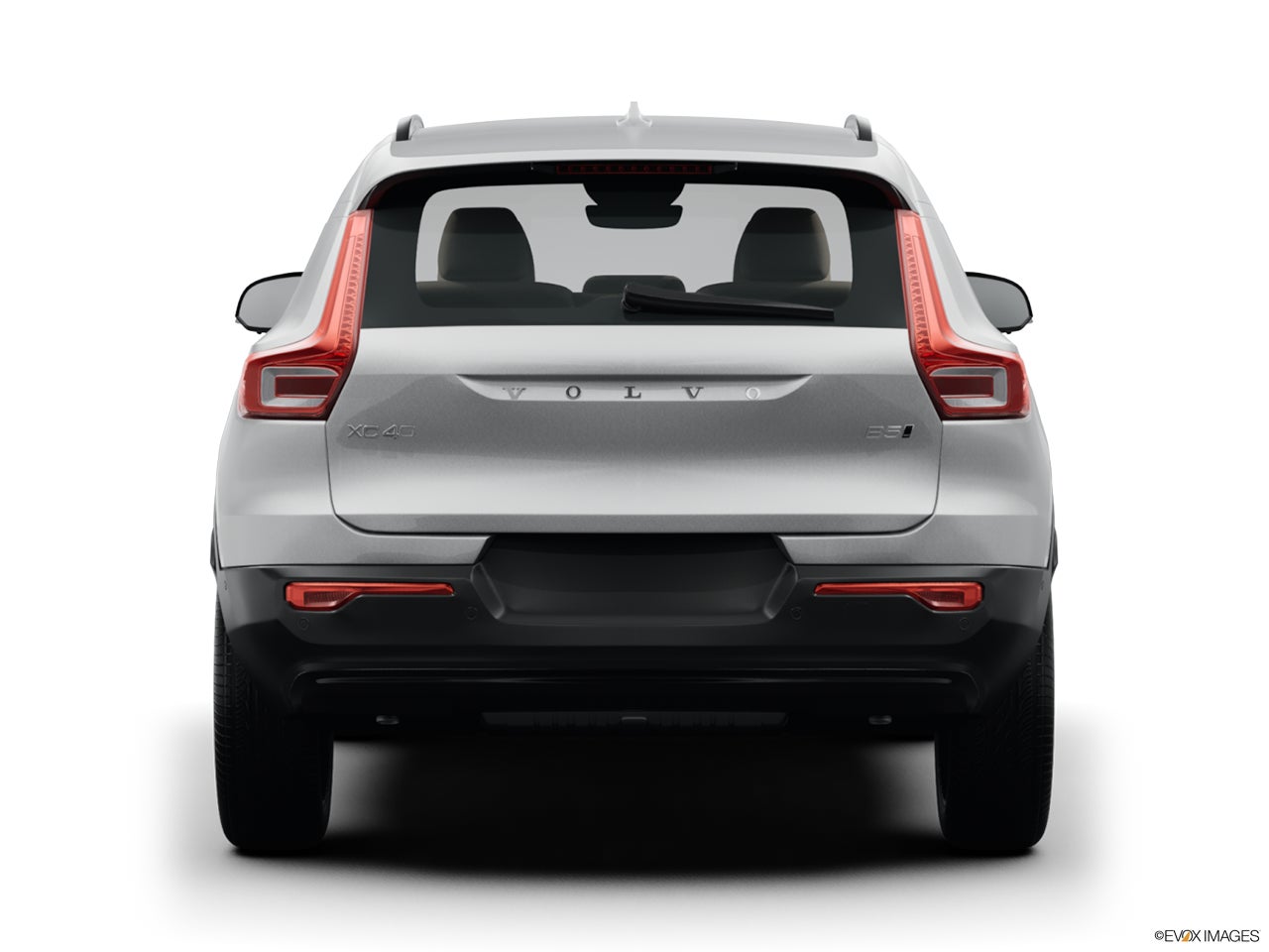 2025 Volvo XC40 photo