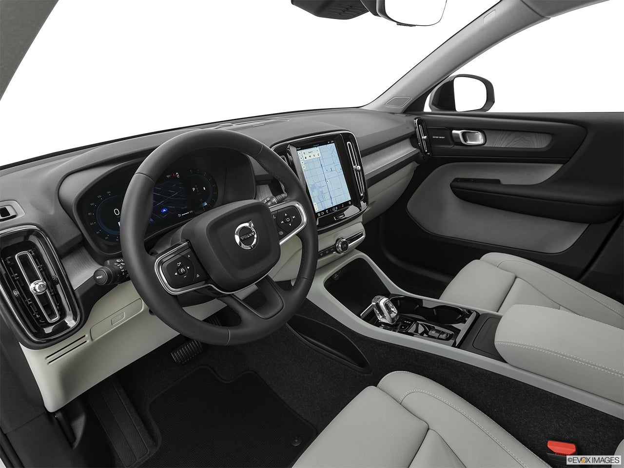 2025 Volvo XC40 photo