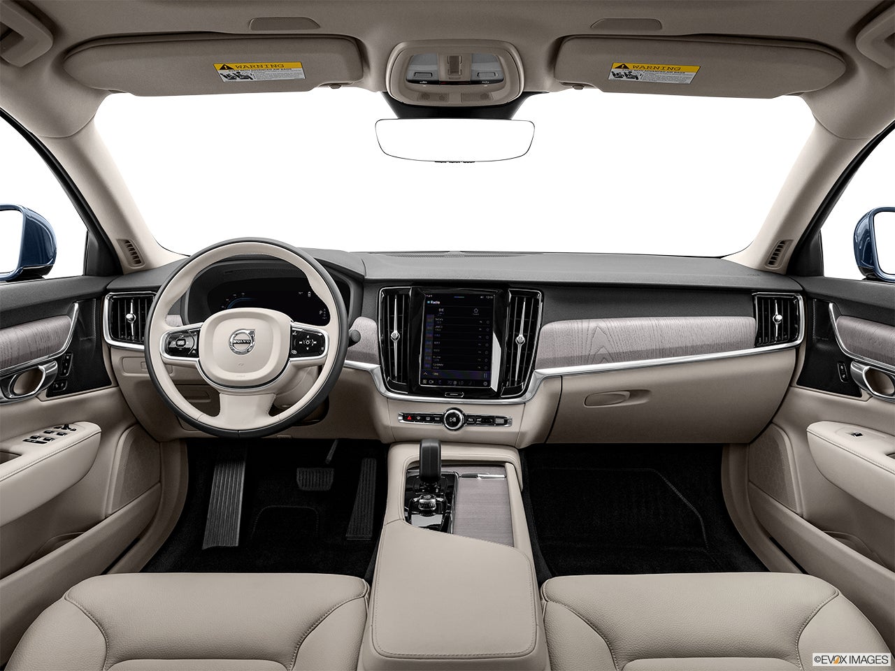 2025 Volvo S90 photo